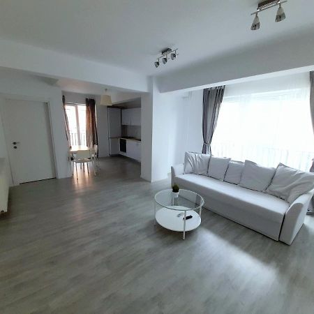 Santorini Residence Apartment Otopeni Εξωτερικό φωτογραφία